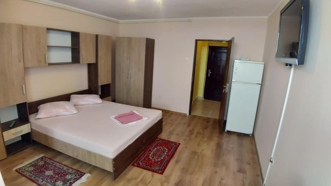 Apartmán Flora Apartament Satu Mare Exteriér fotografie